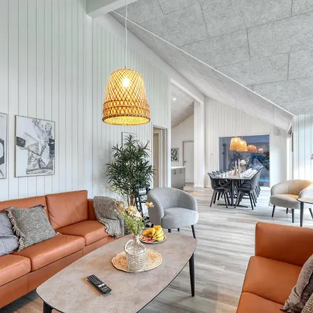 In With Sauna Jesendorf